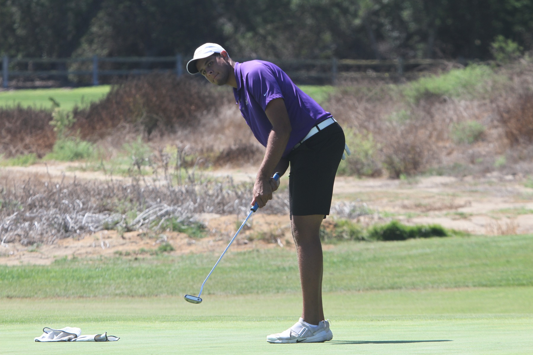 Men's Golf Places 10th; Three Kingsmen Tie for 26th