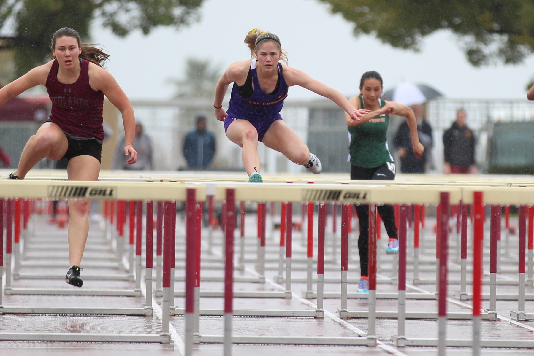 Barnes Wins Discus; Regals Tally 17 Top-10 Finishes at Redlands Invite
