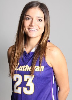 Sofia Cruz, Basketball