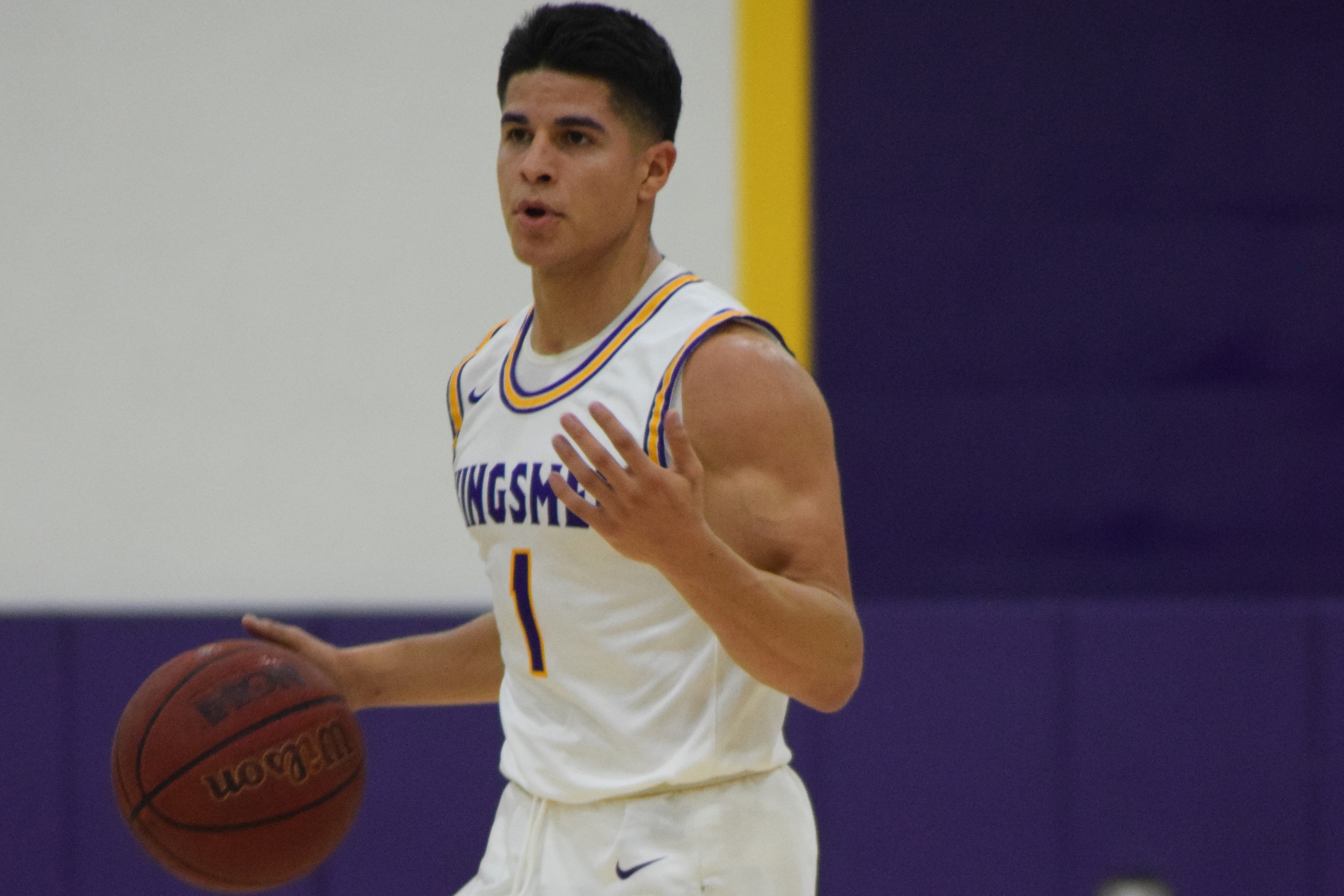 Kingsmen Unable To Outlast Sagehens; Alonzo Puts Up 26 Points