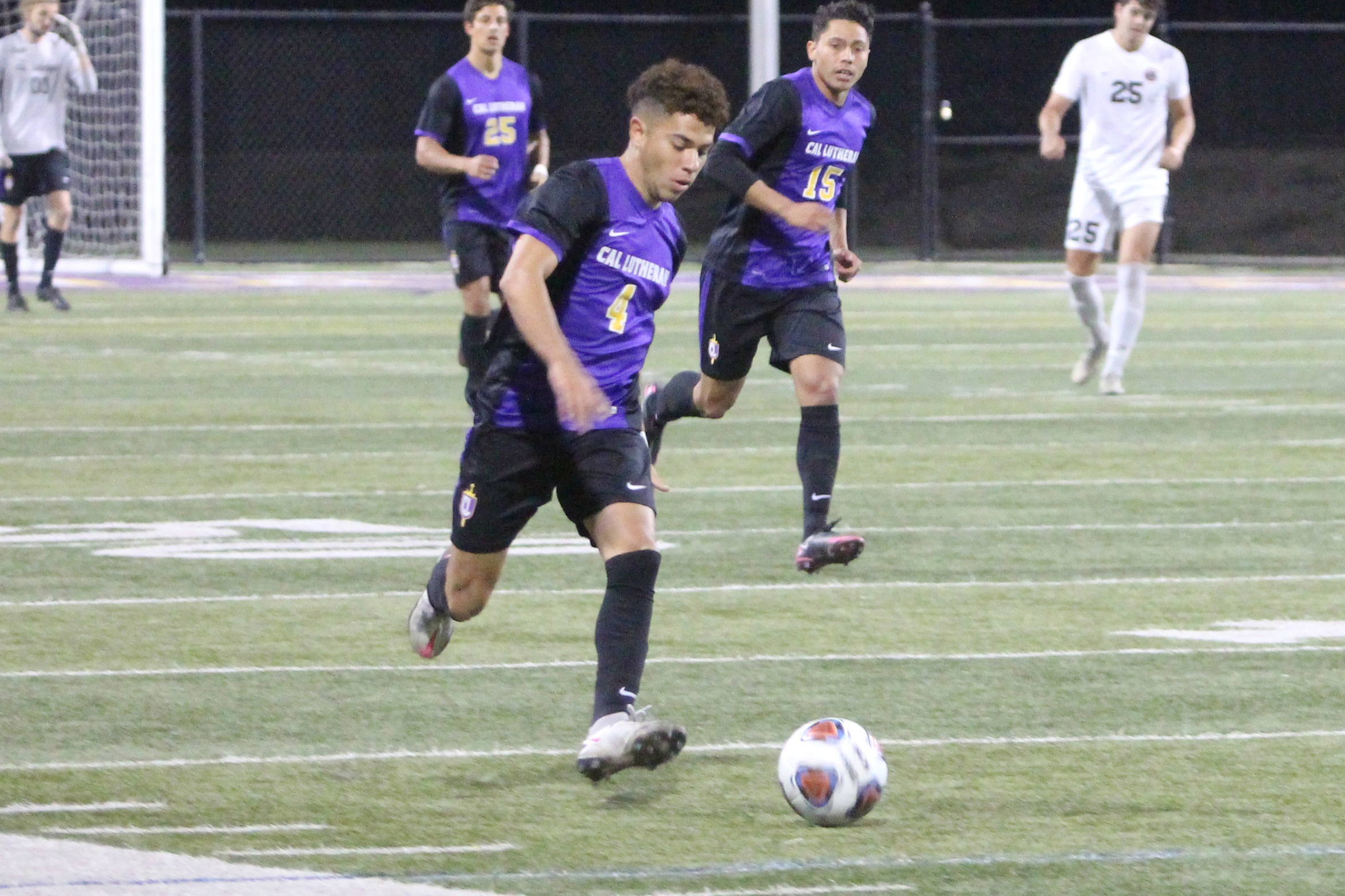 Christian Gonzalez scores the game winner in the 100th minute as Kingsmen defeat Chapman 3-2.