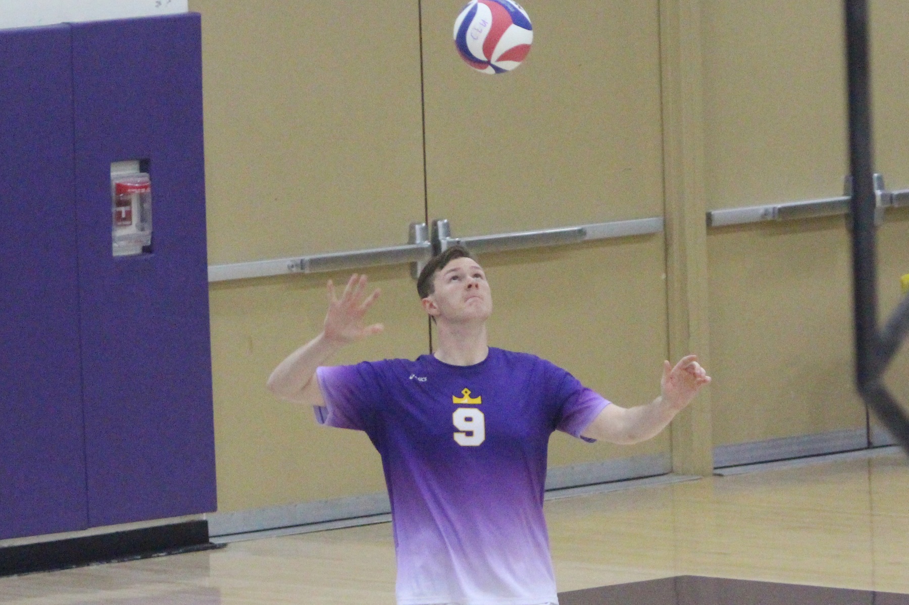 Kingsmen Battle Eagles to the End of Every Set