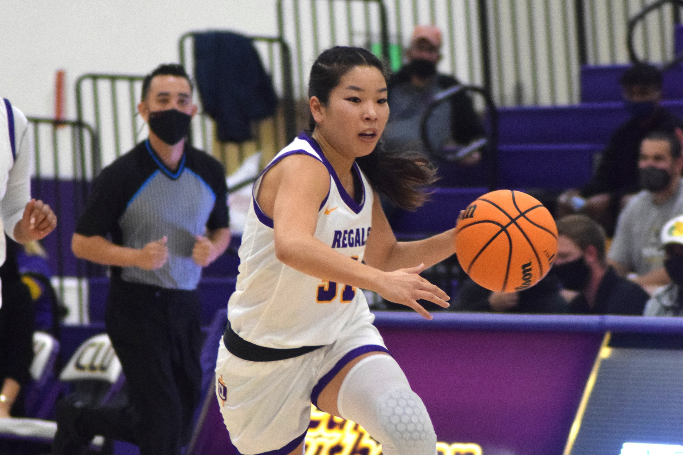 Iwahashi Pours in Game-High 19; Regals Downed by Sagehens
