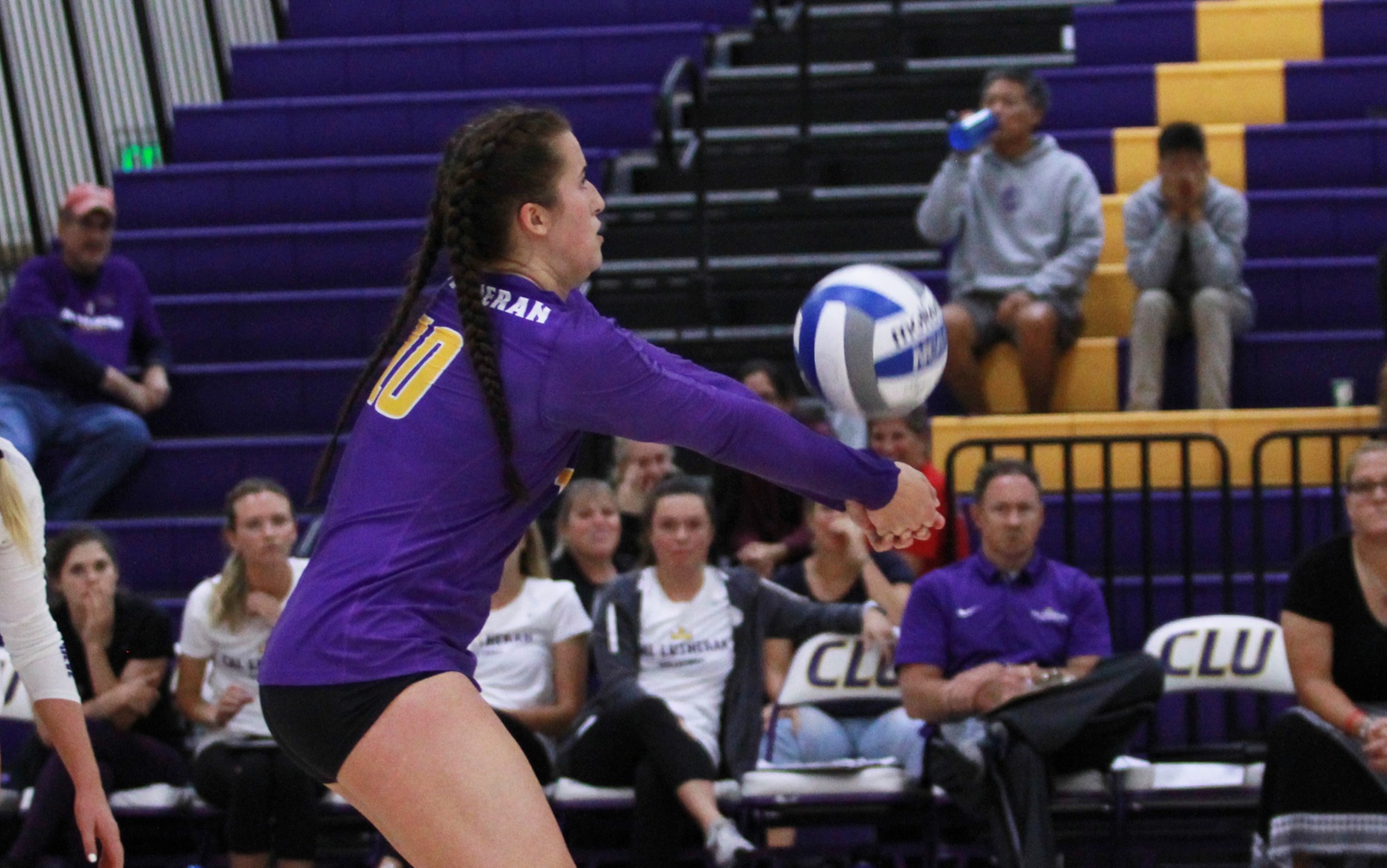 Howard Moves Into Top-10 Dig's List; Regals Cruise Past Beavers